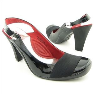 Kenneth Cole Reaction Women's Hype Dream Slingback